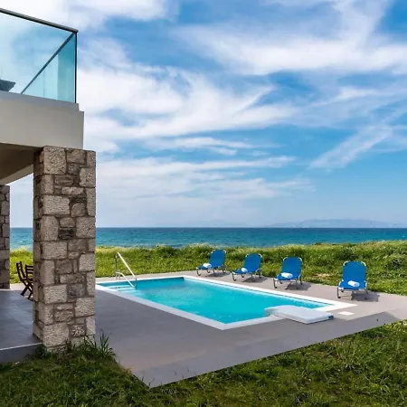 Villa Villa Fanes Seafront Villa II