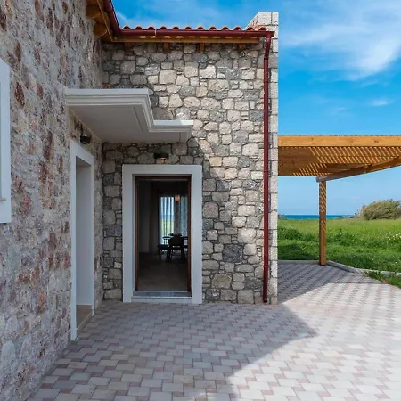 Villa Fanes Seafront Villa II * Fánai